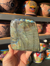 Load image into Gallery viewer, Labradorite Freeform