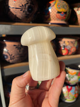 Load image into Gallery viewer, White Aragonite Mushroom