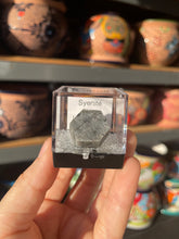 Load image into Gallery viewer, Fluorescent Syenite #1