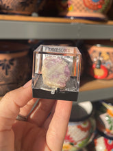 Load image into Gallery viewer, Fluorescent Hackmanite #2