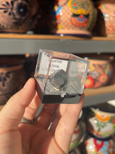 Load image into Gallery viewer, Fluorescent Syenite #2