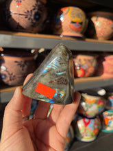 Load image into Gallery viewer, Labradorite Freeform