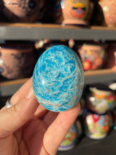 Load image into Gallery viewer, Polished Blue Apatite