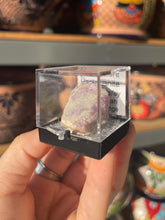 Load image into Gallery viewer, Fluorescent Hackmanite #2