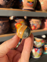 Load image into Gallery viewer, Bumblebee Jasper