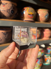 Load image into Gallery viewer, Fluorescent Hackmanite #1