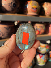 Load image into Gallery viewer, Labradorite Palm Stone
