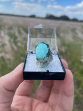 Load image into Gallery viewer, Turquoise from Arizona #1
