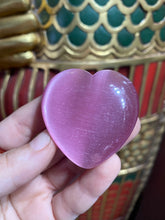 Load image into Gallery viewer, Large Pink Cat’s Eye Heart
