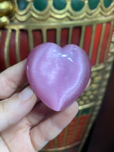 Load image into Gallery viewer, Large Pink Cat’s Eye Heart
